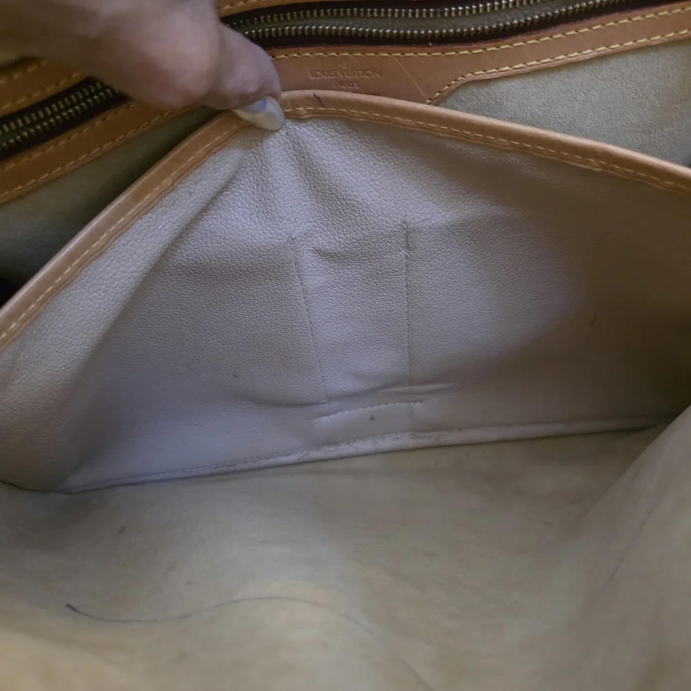 *VERY RARE** Louis Vuitton Monogram Rivoli Briefcase / Tote / Satchel - Picture 12 of 16